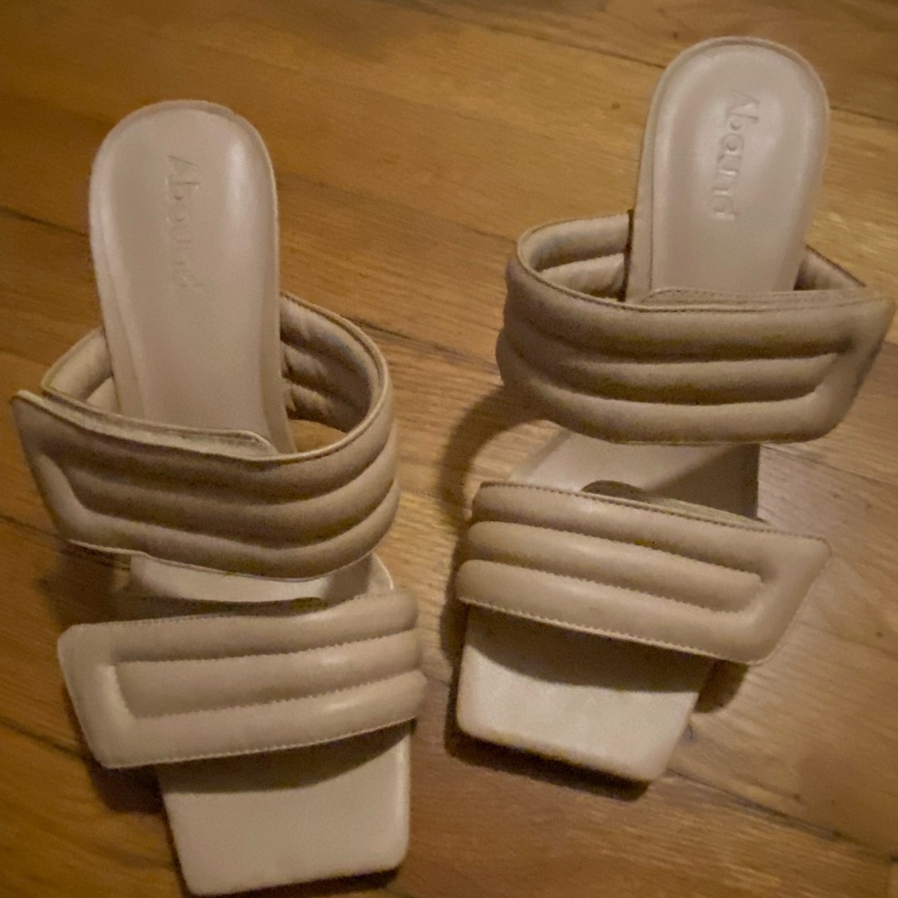 Abound, camel, Velcro adjustable strap, kitten pump Sizes: 5.5M-2, 6M, 11M